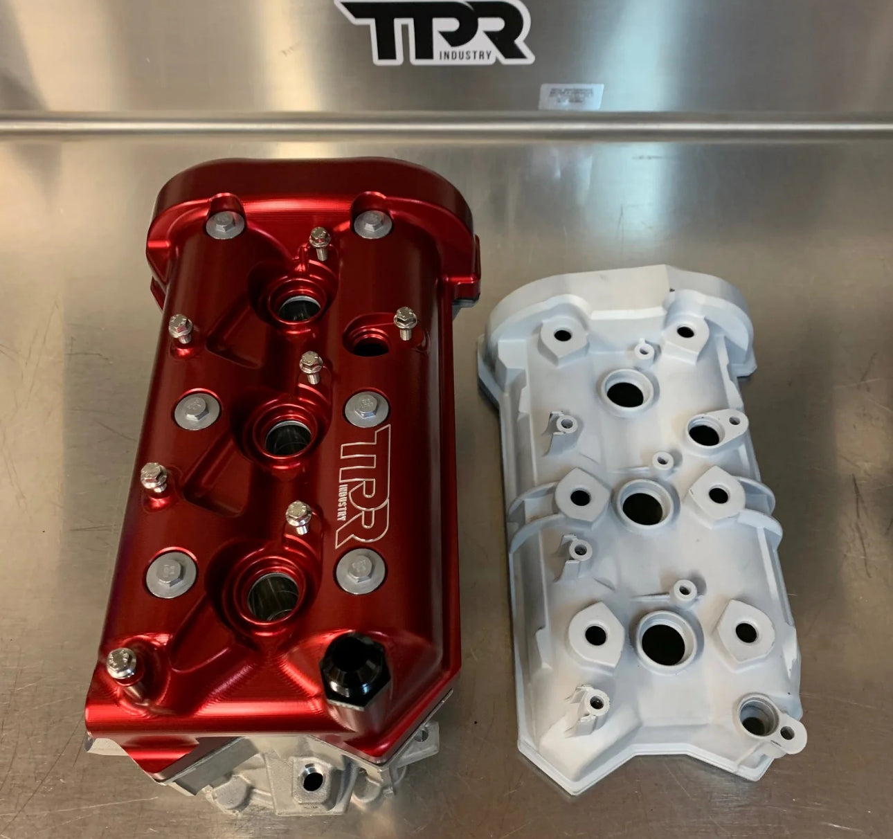TPR110 - RED BILLET VALVE COVER - X3